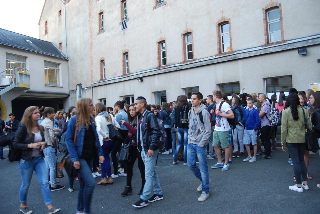 cours des secondes lycée sainte marie cholet 49